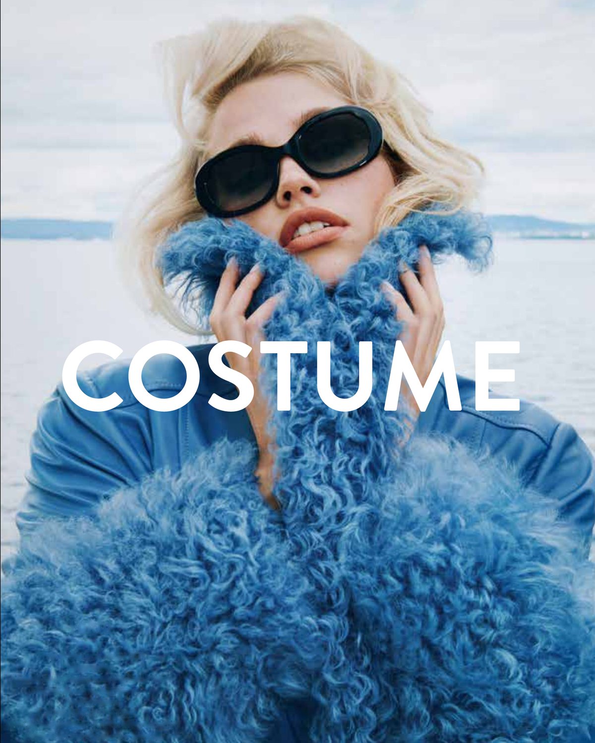 Costume